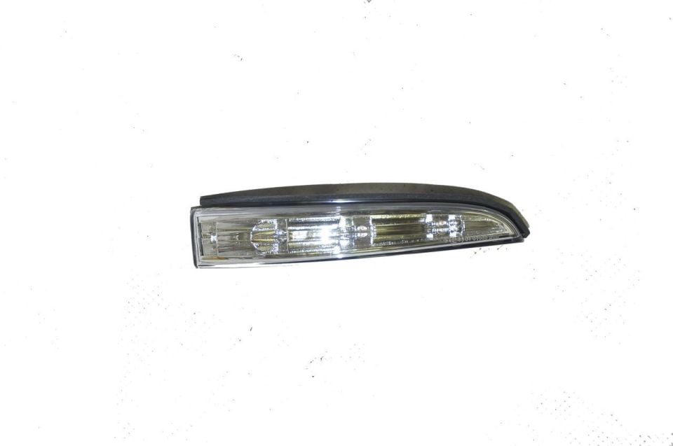 Fluence Latitude Sağ Dikiz Ayna Sinyali (Ledli) (2008-2016) 261608080R -Renault Mais
