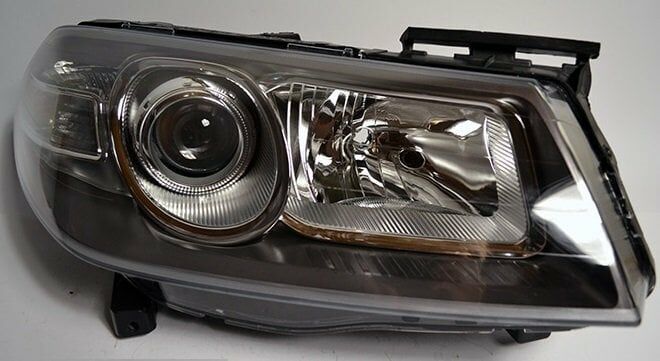 Megane 2-II Sağ Far Lambası (Zenon) (2006-2010) 7701063264 -Renault Mais
