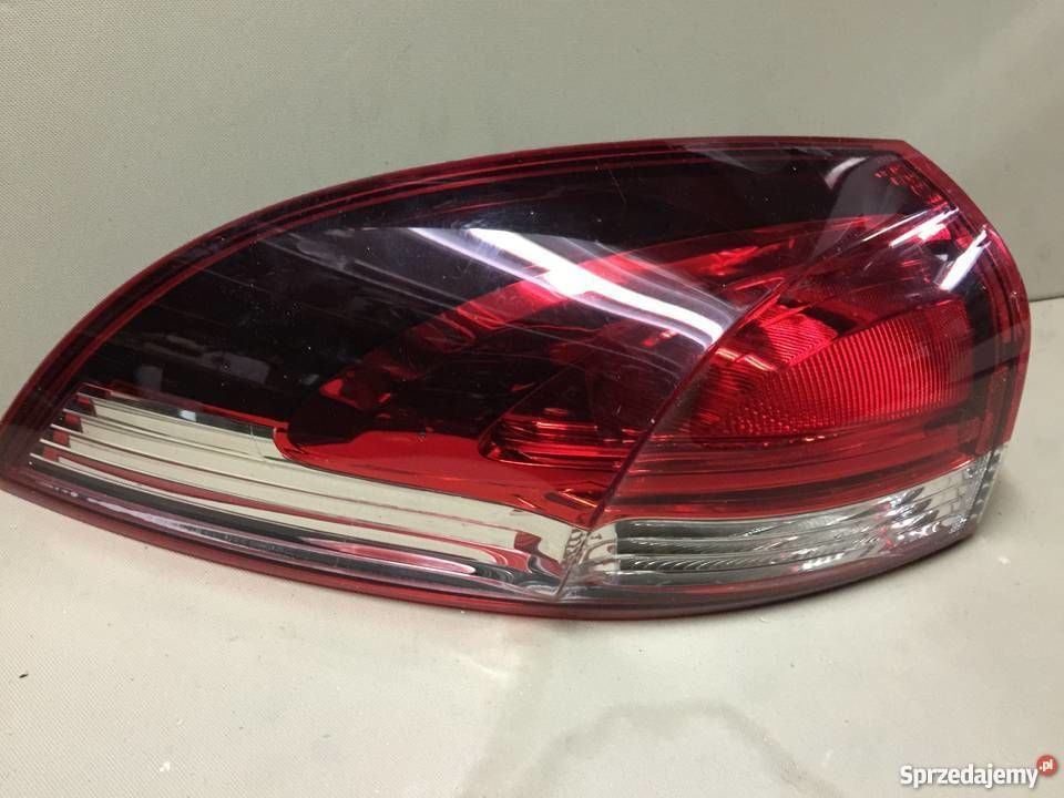 Clio 4-IV SW Sol Dış Stop Lambası (2013-2020) 265551445R -Renault Mais