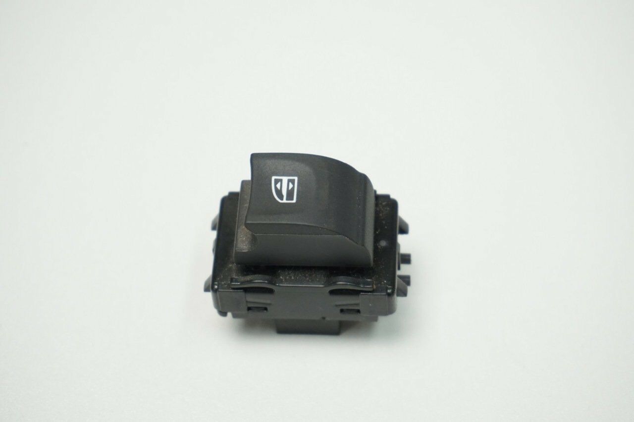 Fluence Arka Cam Düğmesi Butonu (2010-2016) 254210001R -Renault Mais