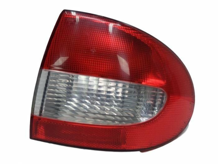 Megane 1-I Sağ Dış Stop Lambası (1999-2002) 7700428059 -Depo