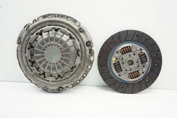 Taliant Sandero 3-III Motor Debriyaj Seti (Baskı Balata) 1.0 SCE 302055704R-302057069R -Renault Mais