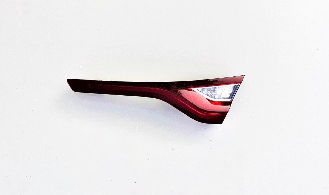 Megane 4-IV Sedan Sağ Stop Lambası İç (2016-2024) 265502533R-Renault Mais