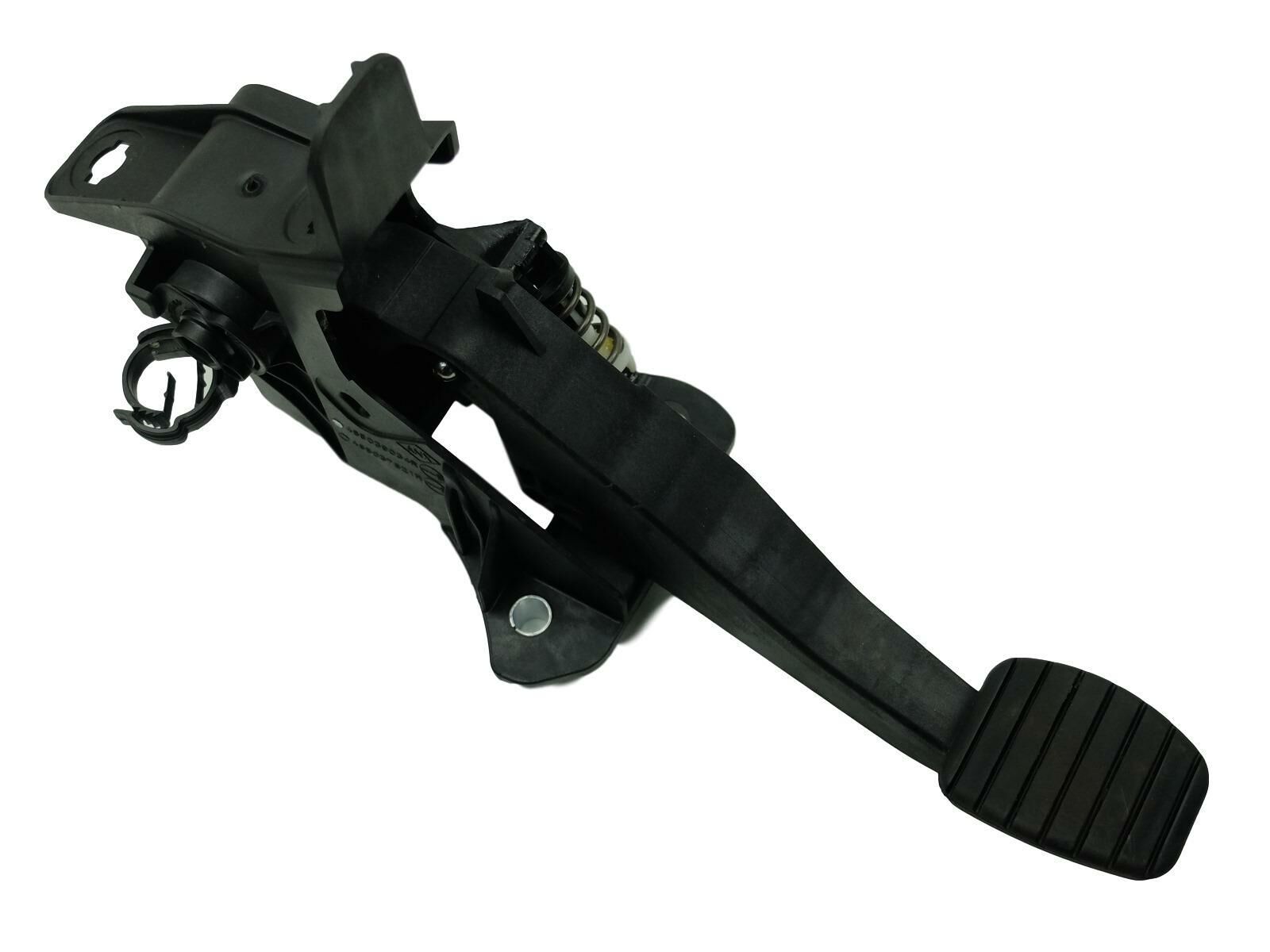Duster 1-I Debriyaj Pedalı (2009-2017) 465039034R -Renault Mais