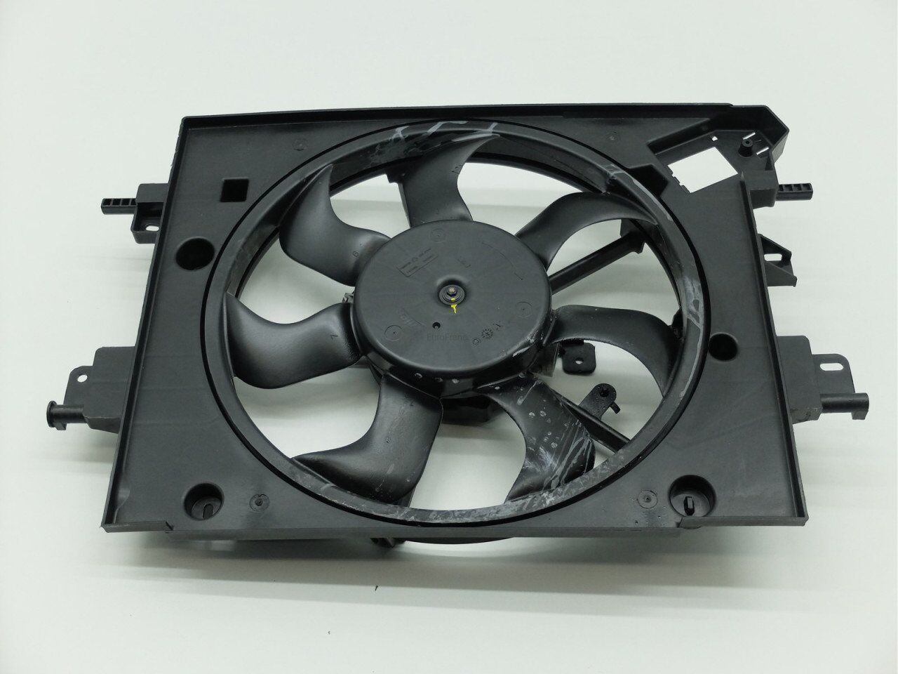 Duster 2-II Fan Komple (Motor + Pervane + Şase) 1.5 Dci K9K (2018-2024) 214811626R -Kale