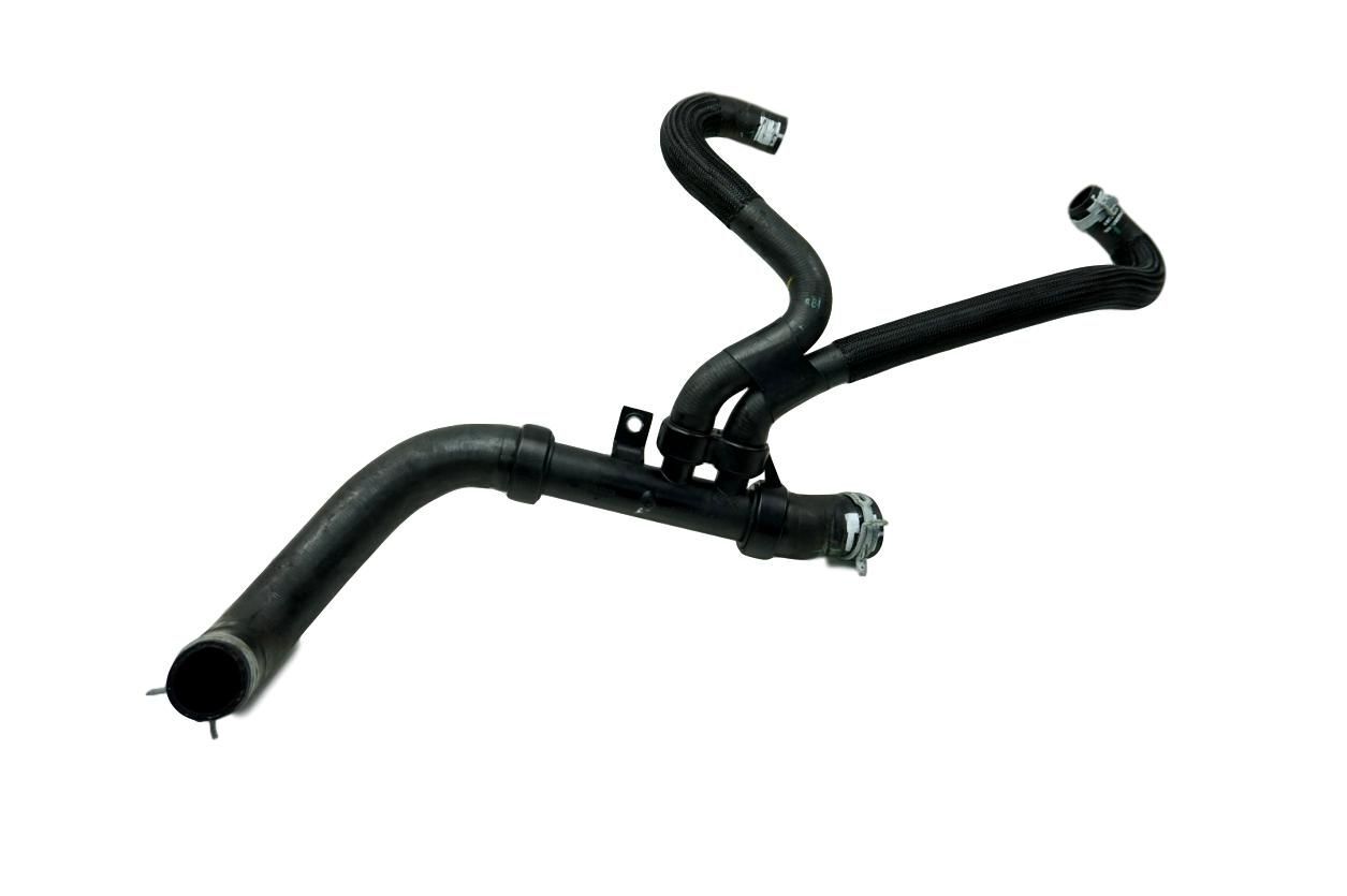 Trafic 3-III Radyatör Alt Hortumu 1.6 Dci R9M (2013-2019) 215039361R -Renault Mais