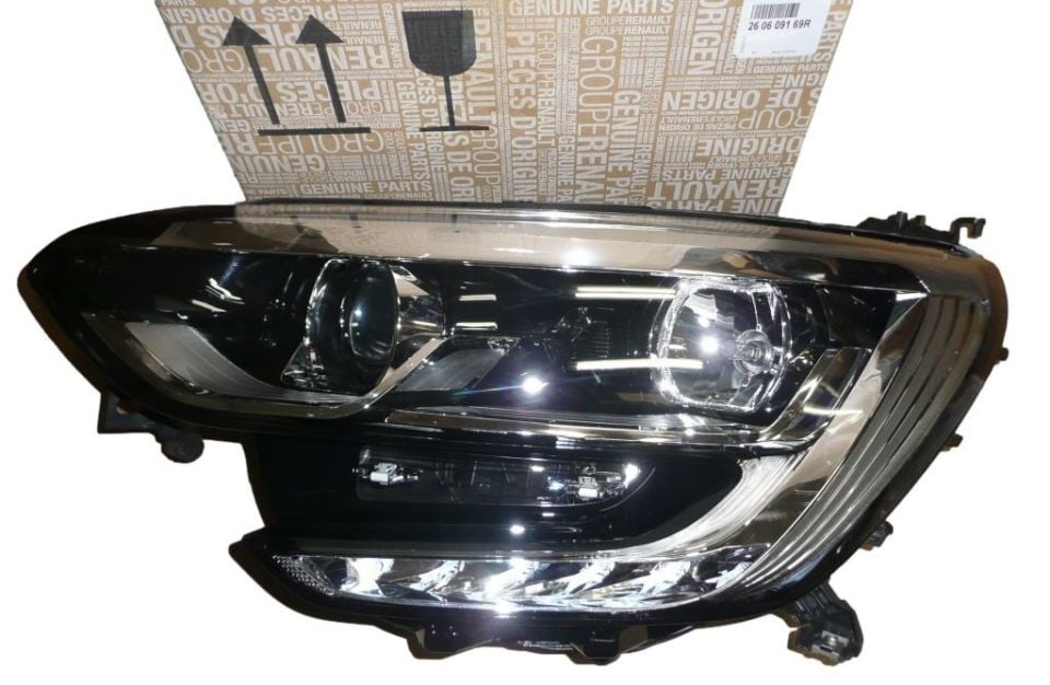 Megane 4-IV Sol Far Lambası Ledli (2016-2019) 260605154R-260609169R -Renault Mais