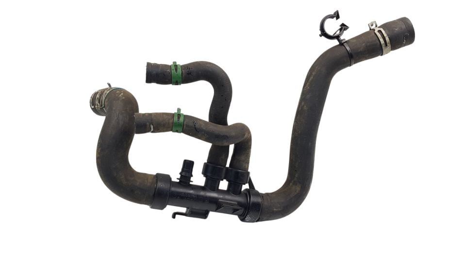 Talisman Radyatör Alt Hortumu 1.6 Dci R9M 215011683R-215017781R -Renault Mais