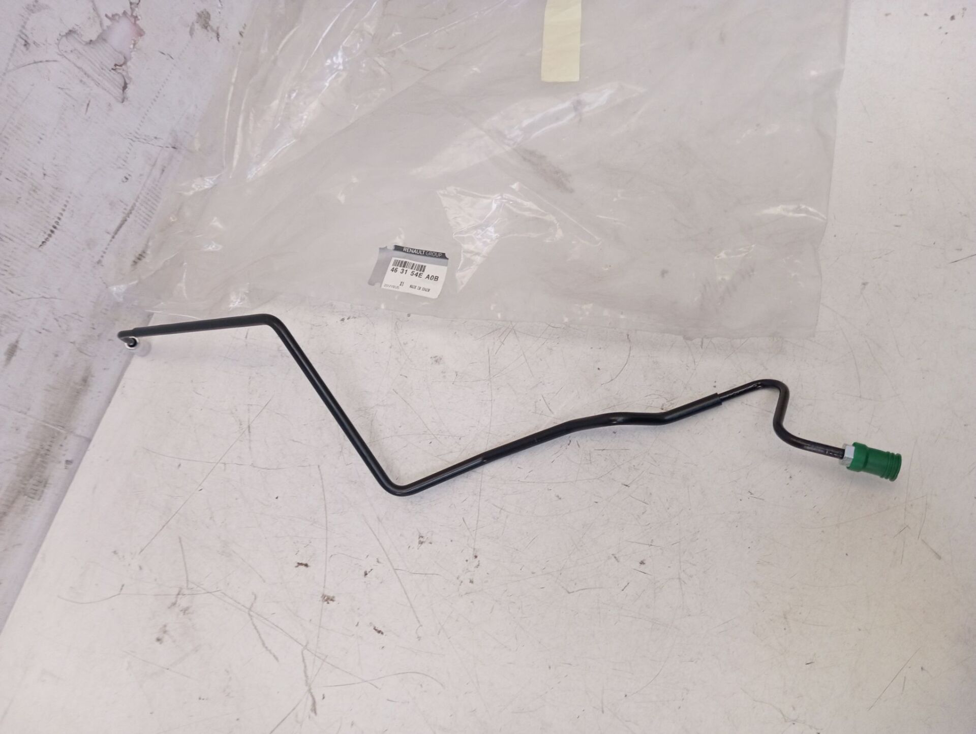 Kadjar Sağ Arka Fren Borusu (Hortumu) 463154EA0B -Renault Mais