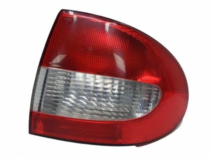 Megane 1-I Sağ Dış Stop Lambası (1999-2002) 7700428059 -Pleksan