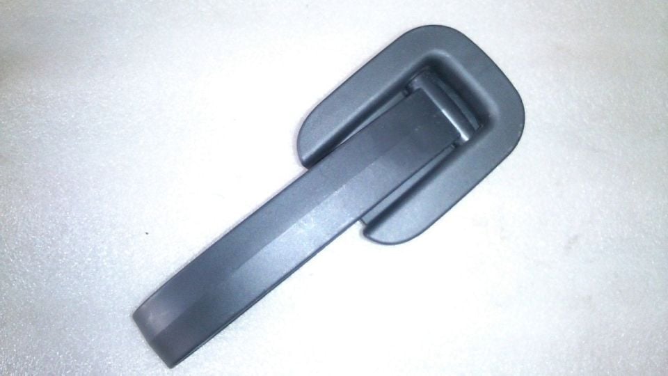 Trafic 3-III Bagaj İç Çekme Kolu Aparatı (2013-2019) 909400517R -Orijnal Yedek Parça