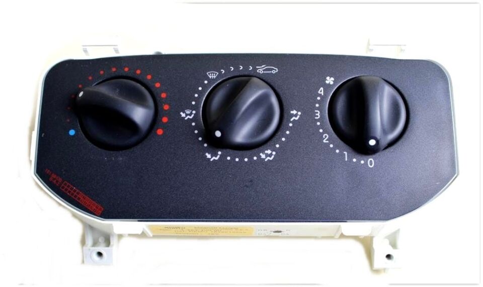 Kalorifer Kumanda Paneli Clio 2 - II Symbol 7701048267 - Mako