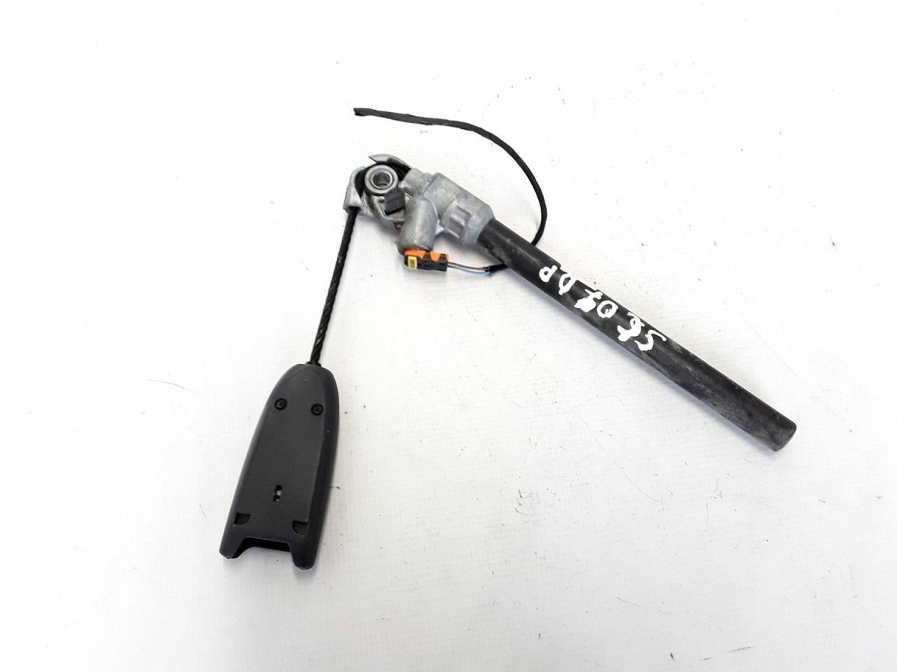 Megane 2 Emniyet Kemeri Kolu Dış Sağ 8200548994 - 8200238781 -Renault Mais