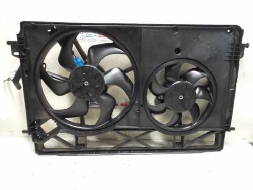 Trafic 3-III Fan Motor Şase Komple 2013-> 214818795R-214810735R -Renault Mais