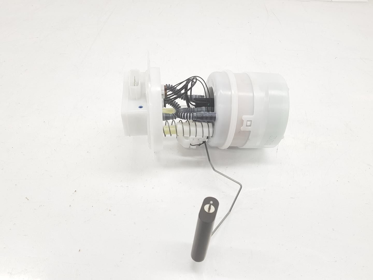 Duster 2-II Benzin Depo Yakıt Şamandırası+Pompası 1.3 Tce H5H (2018-2024) 172026459R -Renault Mais