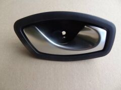 Laguna 3-III Sağ Kapı İç Açma Kolu (Ön Arka) 2008-2015 - 806700005R -Renault Mais