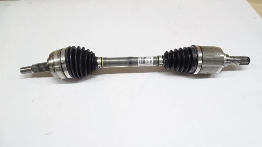 Duster 2-II Ön Aks Sağ 1.5 Dci K9K 6 Vites 4X4 2018-> 391008653R-391009570R-Renault Mais
