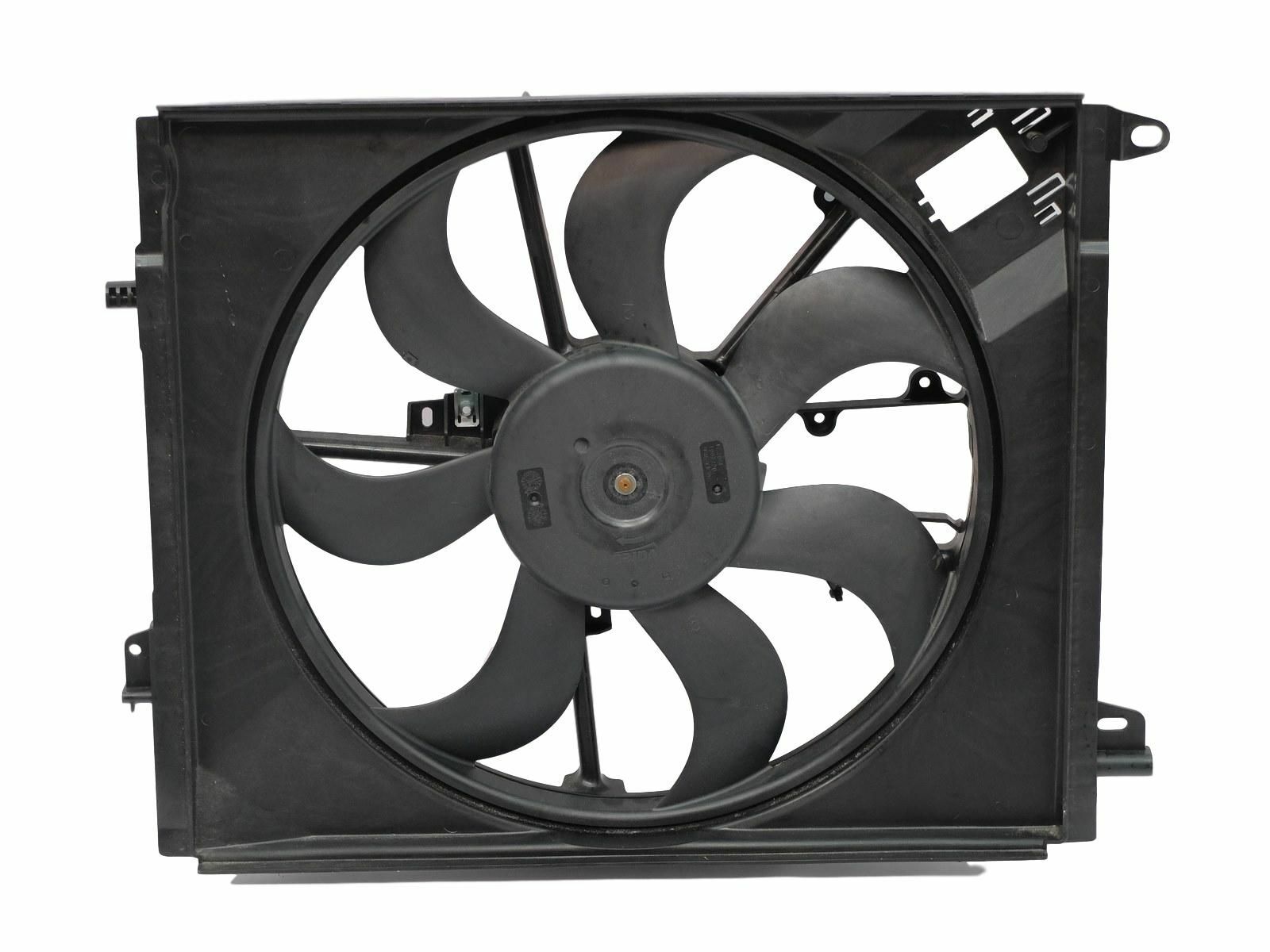 Megane 4-IV Talisman Fan Motoru+Pervane+Şase (Komple) 214819674R 214814354R - Valeo